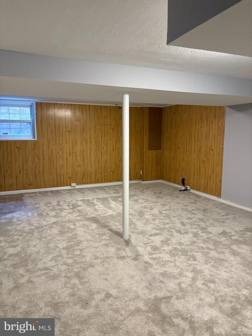 6447 GILDAR ST, ALEXANDRIA, Virginia 22310, 3 Bedrooms Bedrooms, ,2 BathroomsBathrooms,Residential,For sale,6447 GILDAR ST,VAFX2260720 MLS # VAFX2260720