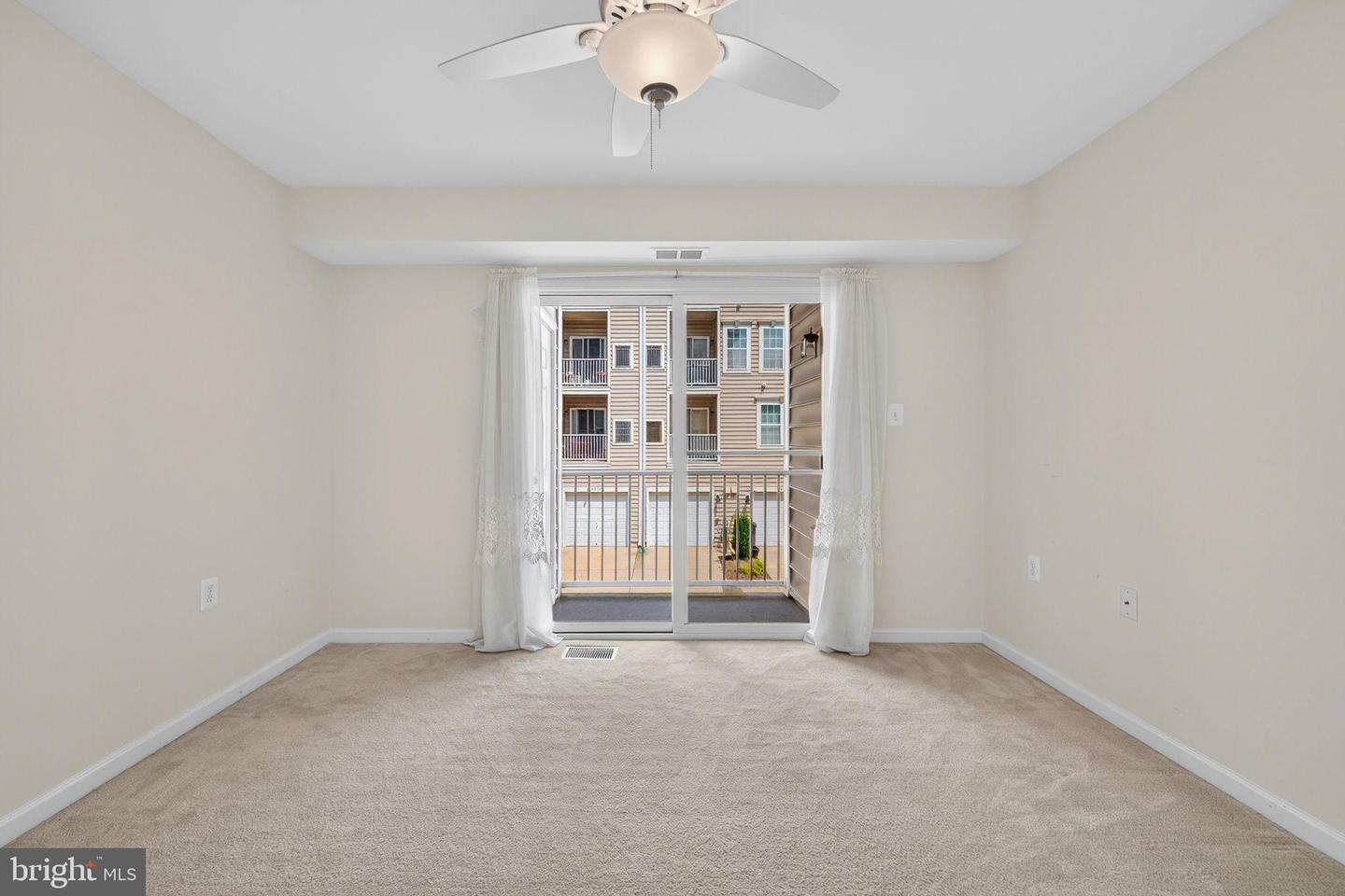 14262 WOVEN WILLOW LN #57A, CENTREVILLE, Virginia 20121, 3 Bedrooms Bedrooms, 6 Rooms Rooms,2 BathroomsBathrooms,Residential,For sale,14262 WOVEN WILLOW LN #57A,VAFX2262258 MLS # VAFX2262258