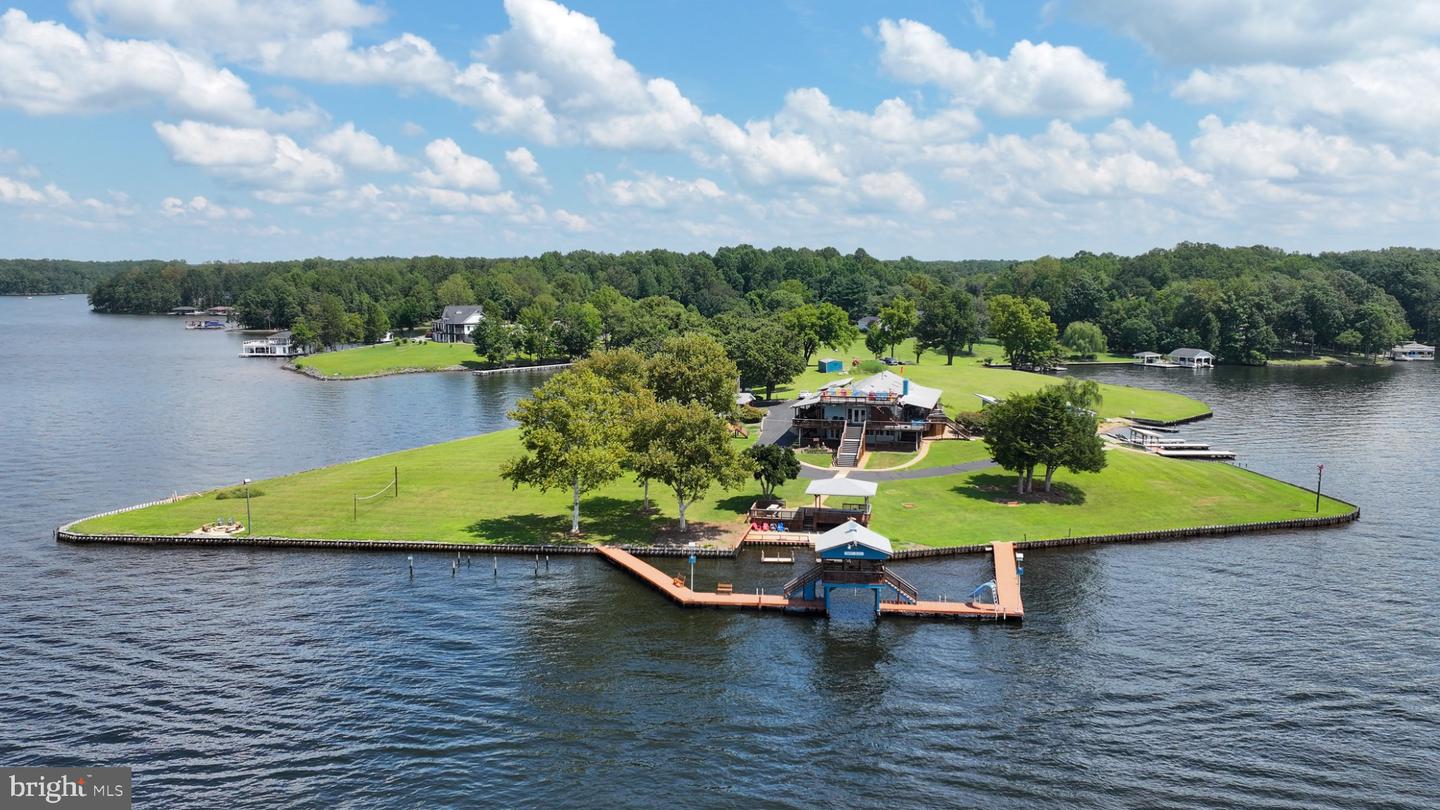 11200 EMERY LN, BUMPASS, Virginia 23024, 7 Bedrooms Bedrooms, 14 Rooms Rooms,6 BathroomsBathrooms,Residential,For sale,11200 EMERY LN,VASP2035612 MLS # VASP2035612