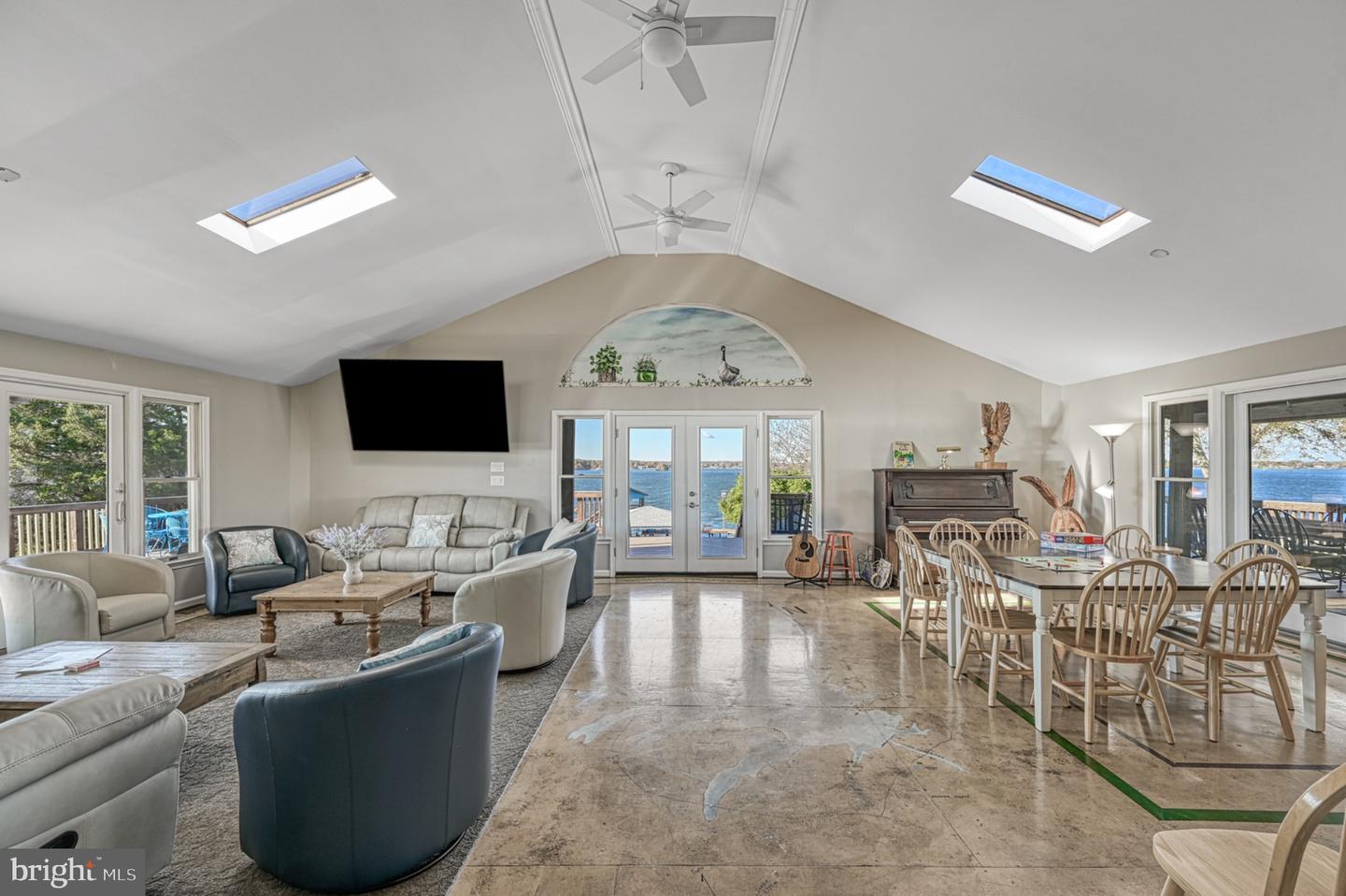 11200 EMERY LN, BUMPASS, Virginia 23024, 7 Bedrooms Bedrooms, 14 Rooms Rooms,6 BathroomsBathrooms,Residential,For sale,11200 EMERY LN,VASP2035612 MLS # VASP2035612