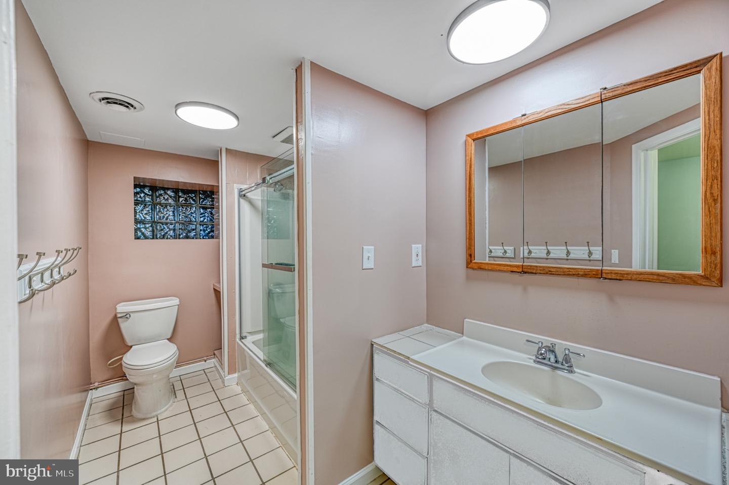 11200 EMERY LN, BUMPASS, Virginia 23024, 7 Bedrooms Bedrooms, 14 Rooms Rooms,6 BathroomsBathrooms,Residential,For sale,11200 EMERY LN,VASP2035612 MLS # VASP2035612