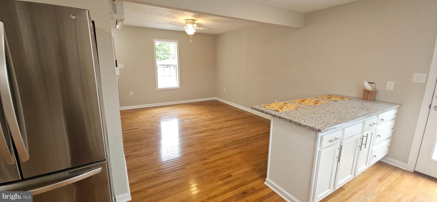 115 ROBIN AVE, STEPHENS CITY, Virginia 22655, 3 Bedrooms Bedrooms, ,2 BathroomsBathrooms,Residential,For sale,115 ROBIN AVE,VAFV2036624 MLS # VAFV2036624