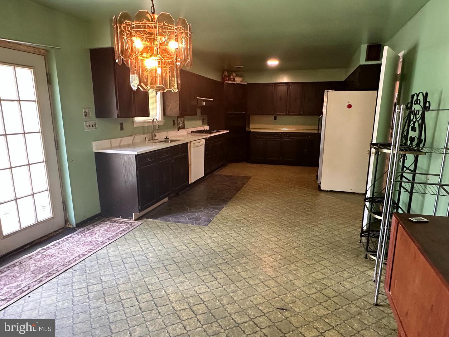 1700 COLLINGWOOD RD, ALEXANDRIA, Virginia 22308, 3 Bedrooms Bedrooms, ,2 BathroomsBathrooms,Residential,For sale,1700 COLLINGWOOD RD,VAFX2265506 MLS # VAFX2265506