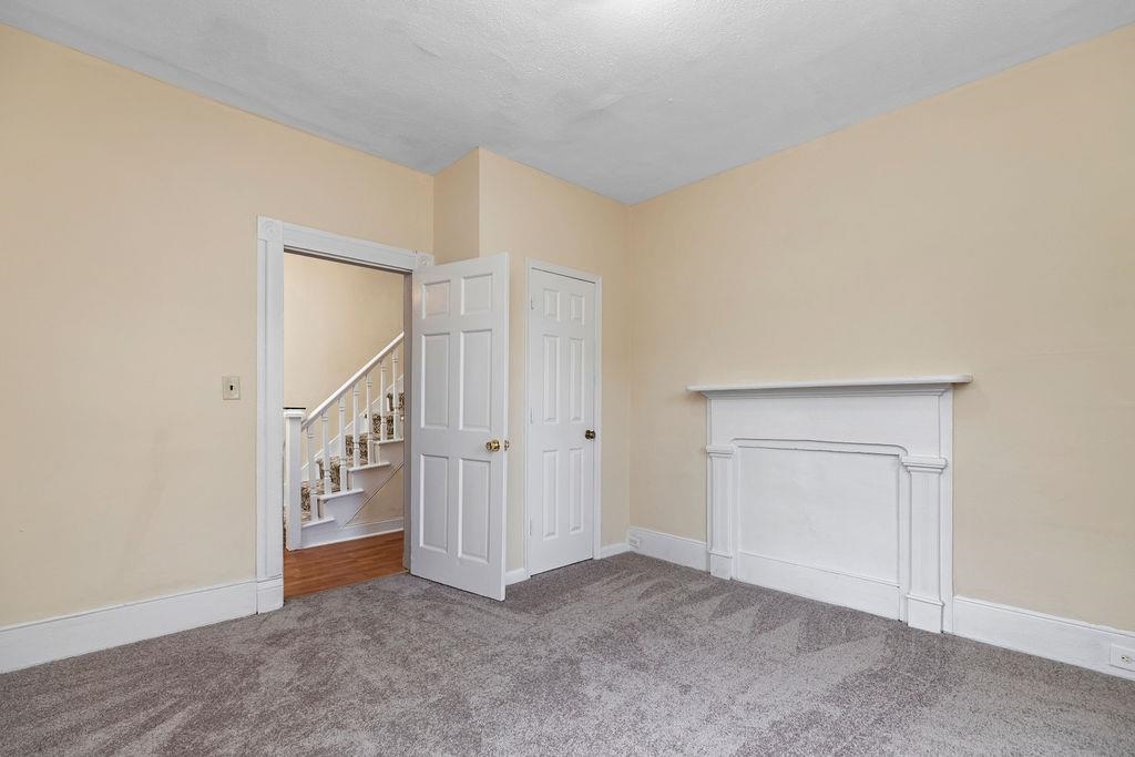 801 STUART ST, STAUNTON, Virginia 24401, 3 Bedrooms Bedrooms, ,2 BathroomsBathrooms,Residential,801 STUART ST,670052 MLS # 670052