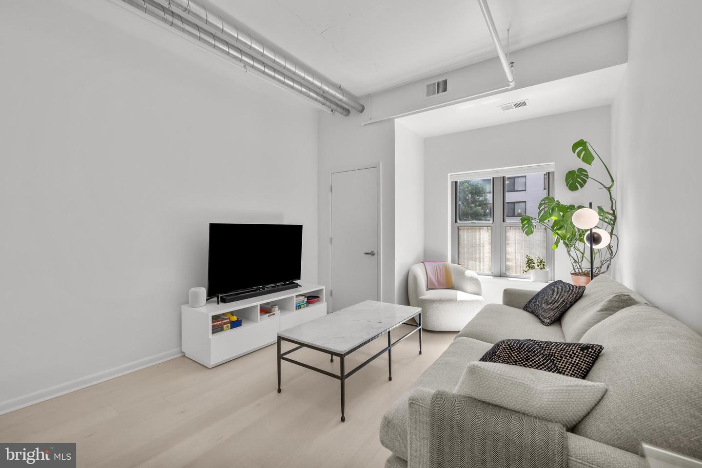 1300 N ST NW #110, WASHINGTON, District Of Columbia 20005, 1 Bedroom Bedrooms, ,1 BathroomBathrooms,Residential,For sale,1300 N ST NW #110,DCDC2221902 MLS # DCDC2221902