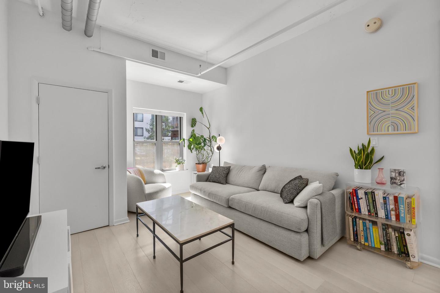 1300 N ST NW #110, WASHINGTON, District Of Columbia 20005, 1 Bedroom Bedrooms, ,1 BathroomBathrooms,Residential,For sale,1300 N ST NW #110,DCDC2221902 MLS # DCDC2221902