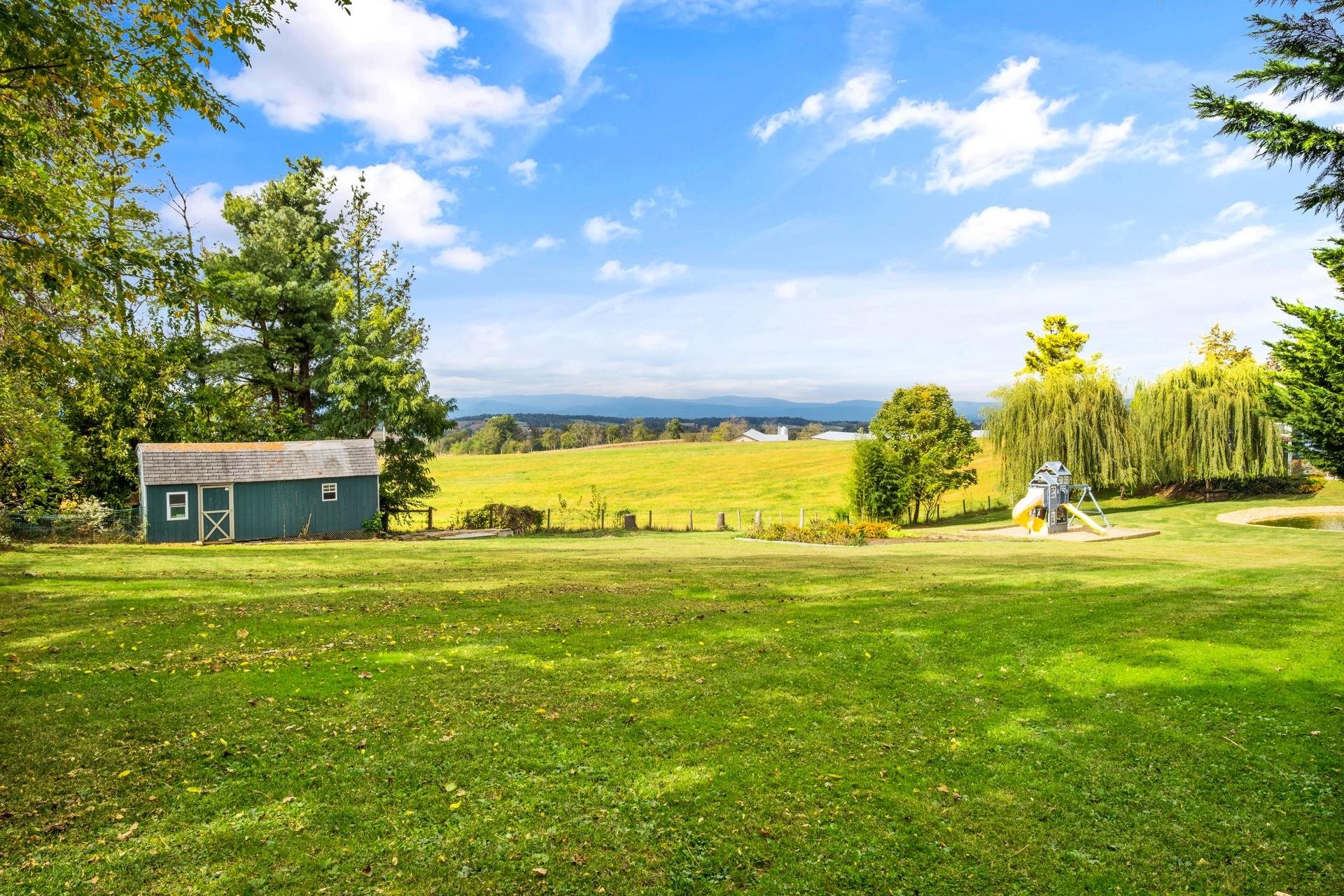 76 CENTERVILLE RD, BRIDGEWATER, Virginia 22812, 5 Bedrooms Bedrooms, ,5 BathroomsBathrooms,Residential,76 CENTERVILLE RD,670042 MLS # 670042