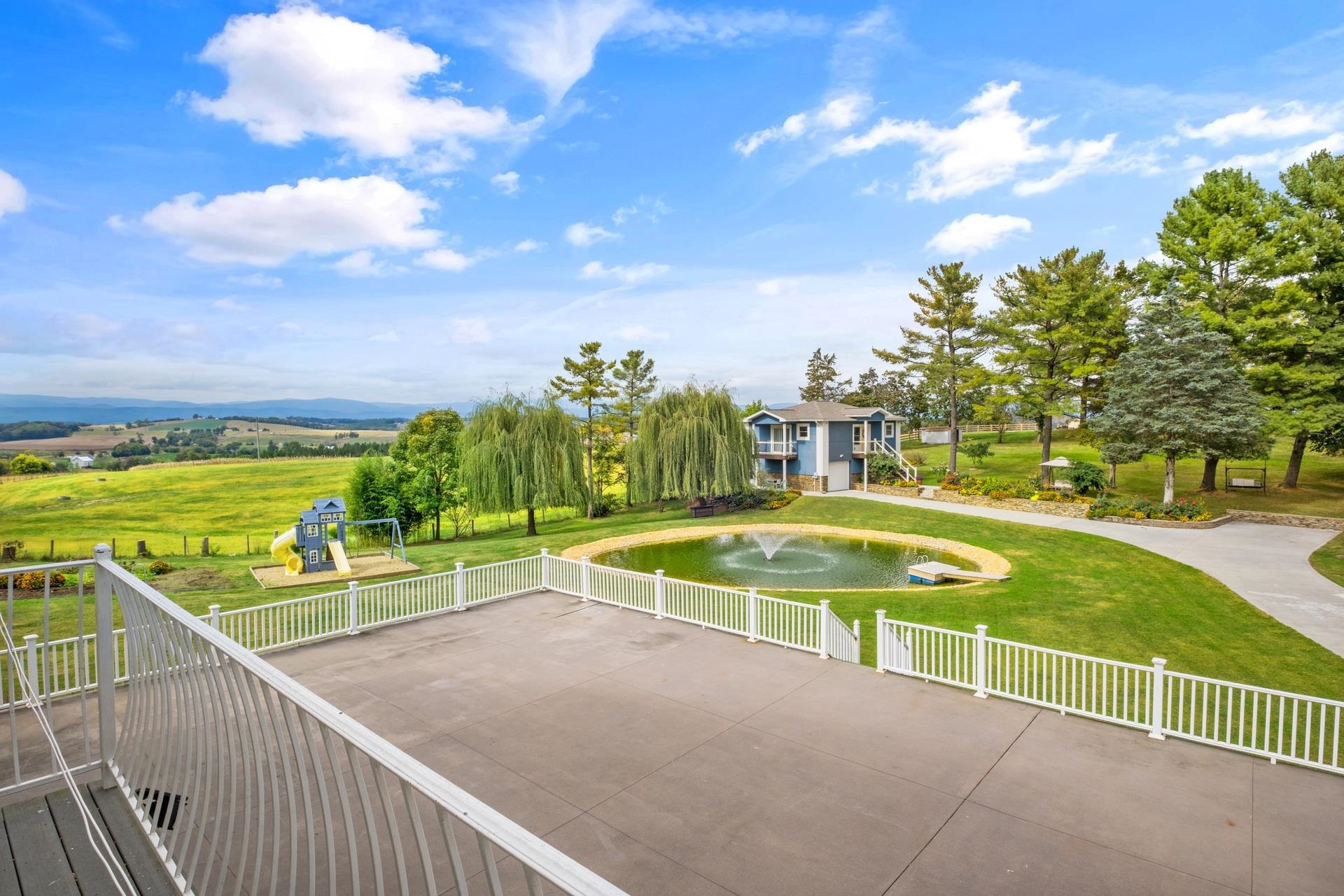 76 CENTERVILLE RD, BRIDGEWATER, Virginia 22812, 5 Bedrooms Bedrooms, ,5 BathroomsBathrooms,Residential,76 CENTERVILLE RD,670042 MLS # 670042