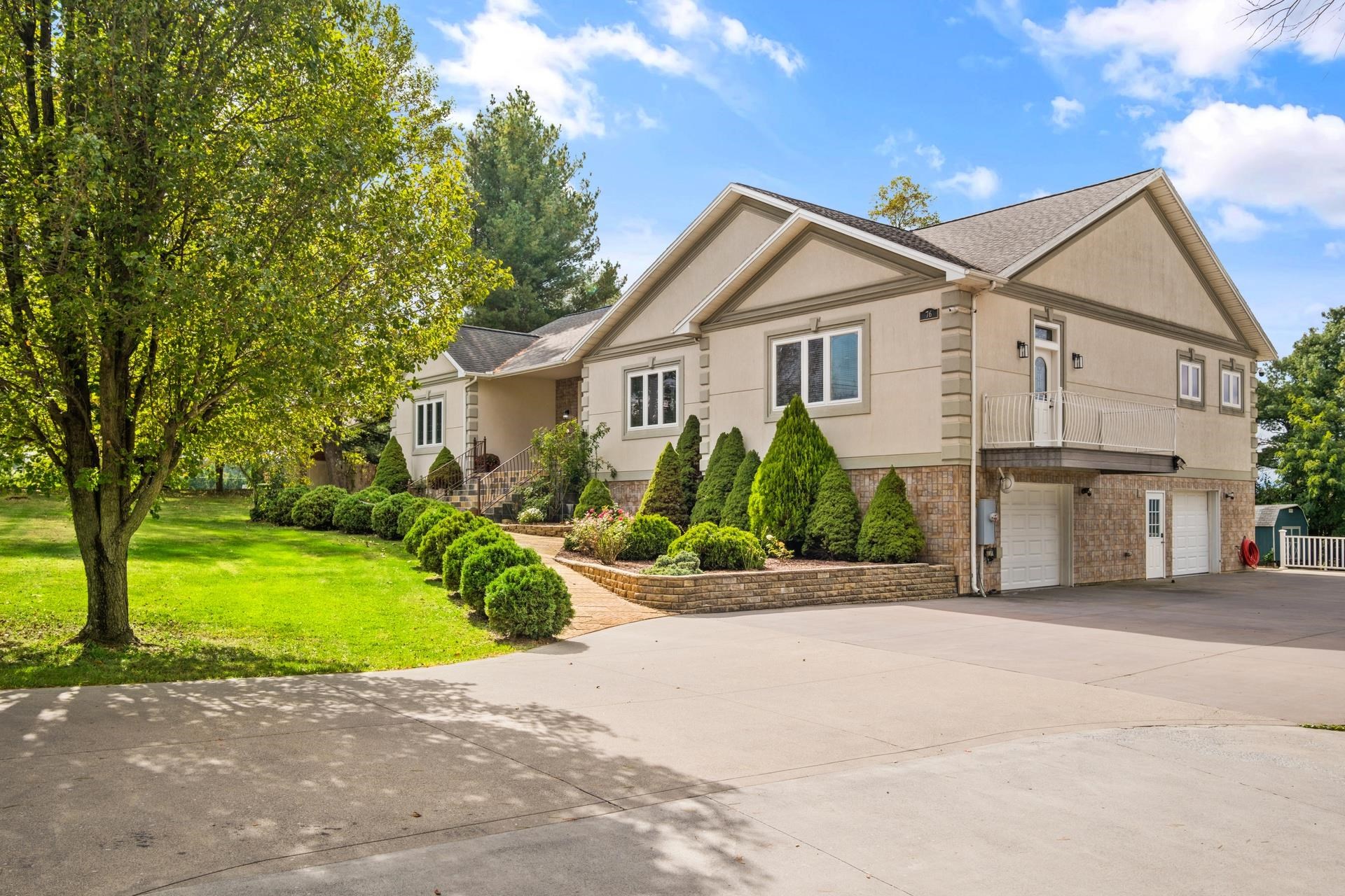 76 CENTERVILLE RD, BRIDGEWATER, Virginia 22812, 5 Bedrooms Bedrooms, ,5 BathroomsBathrooms,Residential,76 CENTERVILLE RD,670042 MLS # 670042