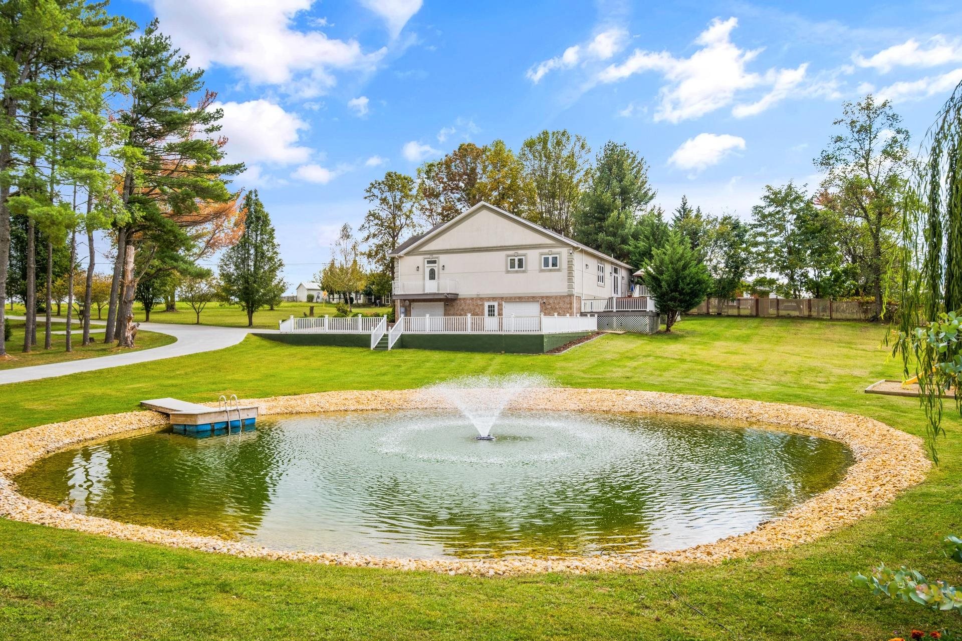 76 CENTERVILLE RD, BRIDGEWATER, Virginia 22812, 5 Bedrooms Bedrooms, ,5 BathroomsBathrooms,Residential,76 CENTERVILLE RD,670042 MLS # 670042