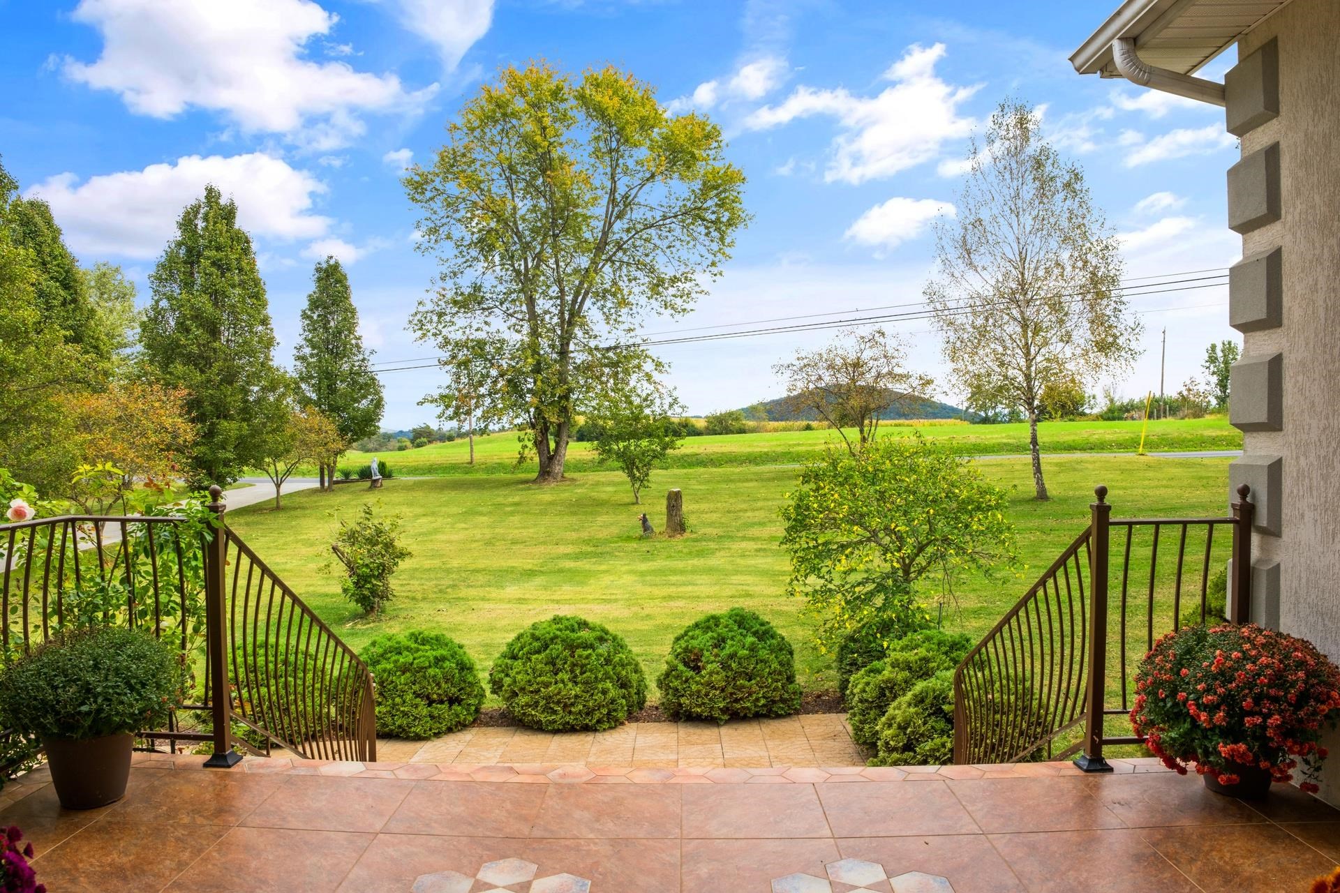 76 CENTERVILLE RD, BRIDGEWATER, Virginia 22812, 5 Bedrooms Bedrooms, ,5 BathroomsBathrooms,Residential,76 CENTERVILLE RD,670042 MLS # 670042