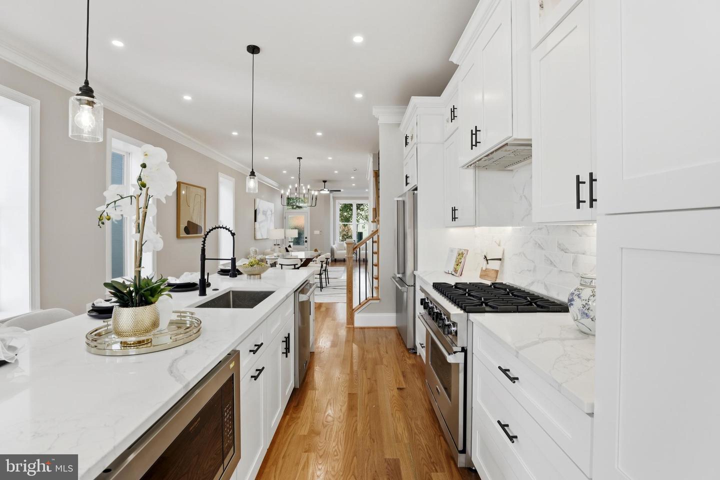 910 WESTMINSTER ST NW, WASHINGTON, District Of Columbia 20001, 5 Bedrooms Bedrooms, ,5 BathroomsBathrooms,Residential,For sale,910 WESTMINSTER ST NW,DCDC2223018 MLS # DCDC2223018