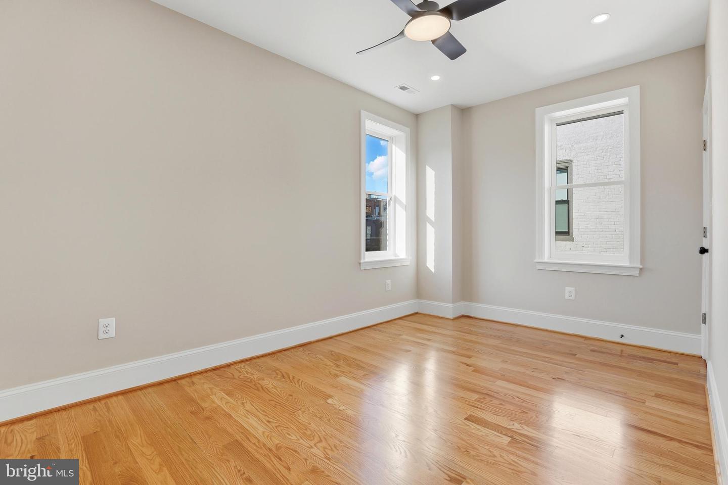 910 WESTMINSTER ST NW, WASHINGTON, District Of Columbia 20001, 5 Bedrooms Bedrooms, ,5 BathroomsBathrooms,Residential,For sale,910 WESTMINSTER ST NW,DCDC2223018 MLS # DCDC2223018