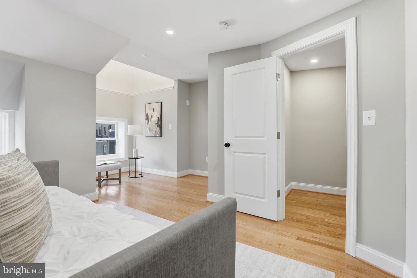 910 WESTMINSTER ST NW, WASHINGTON, District Of Columbia 20001, 5 Bedrooms Bedrooms, ,5 BathroomsBathrooms,Residential,For sale,910 WESTMINSTER ST NW,DCDC2223018 MLS # DCDC2223018