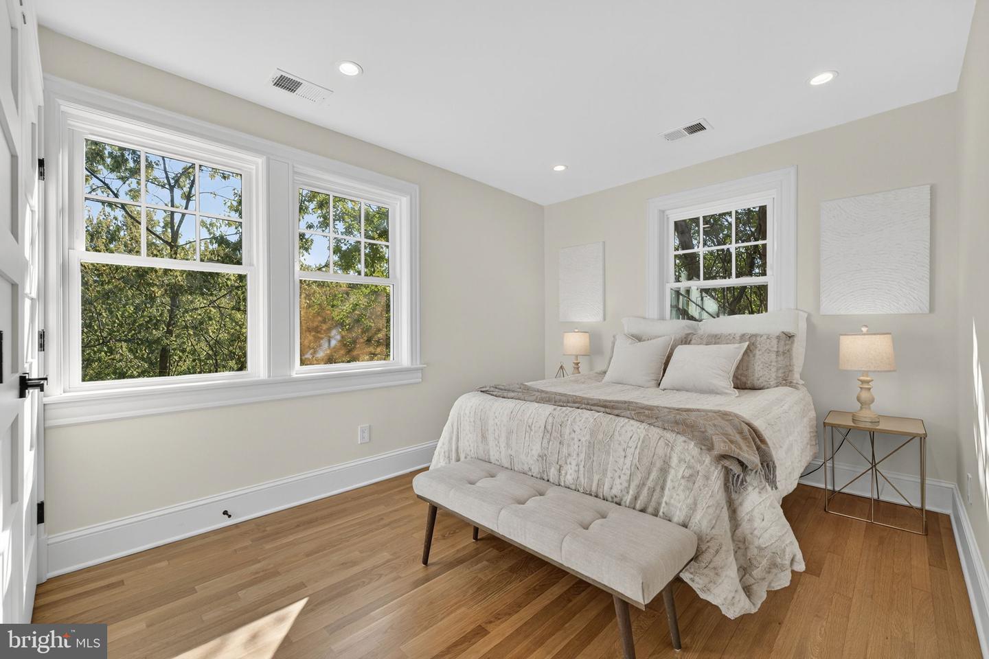 2338 39TH ST NW, WASHINGTON, District Of Columbia 20007, 4 Bedrooms Bedrooms, ,3 BathroomsBathrooms,Residential,For sale,2338 39TH ST NW,DCDC2224196 MLS # DCDC2224196