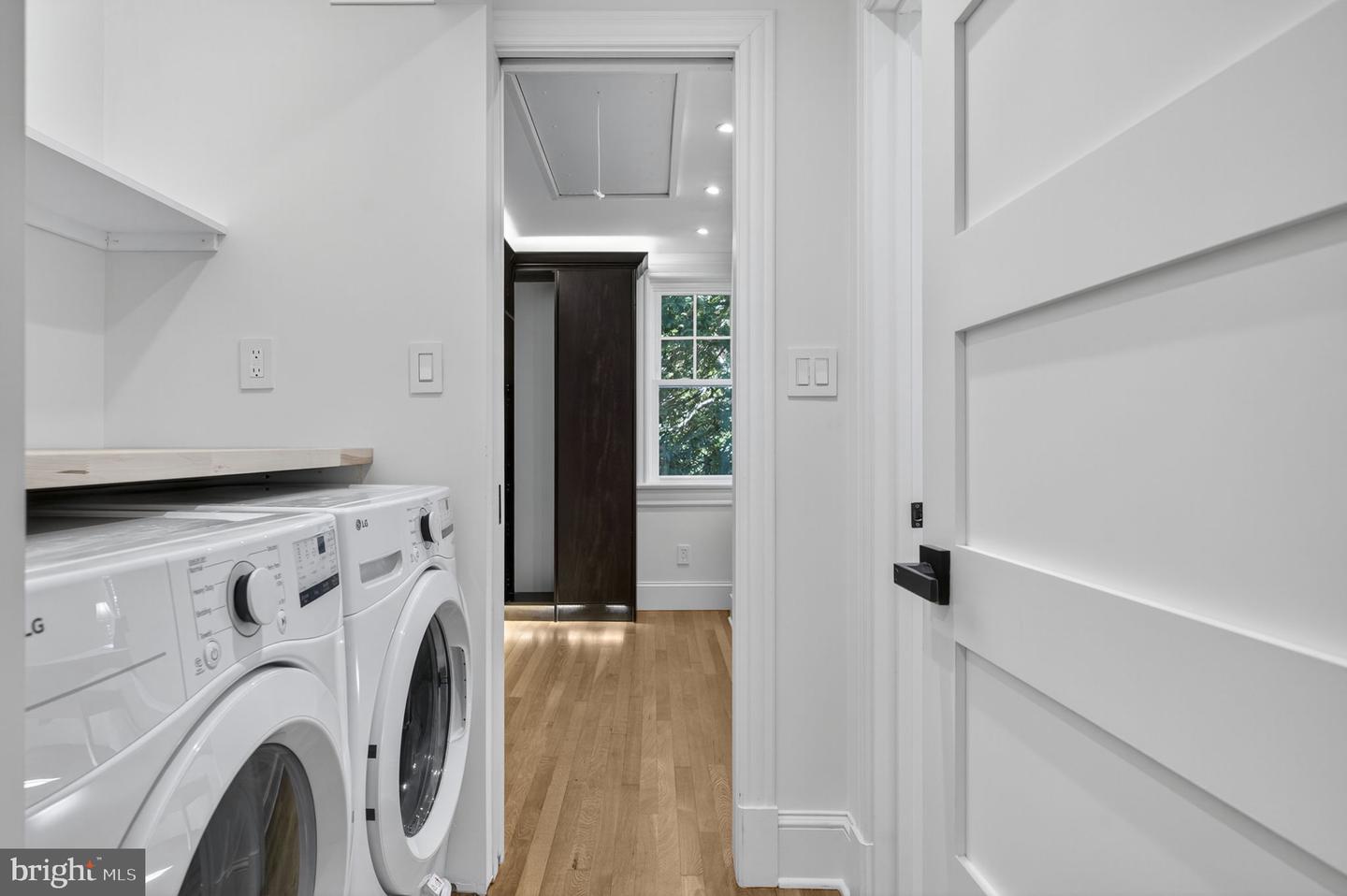 2338 39TH ST NW, WASHINGTON, District Of Columbia 20007, 4 Bedrooms Bedrooms, ,3 BathroomsBathrooms,Residential,For sale,2338 39TH ST NW,DCDC2224196 MLS # DCDC2224196