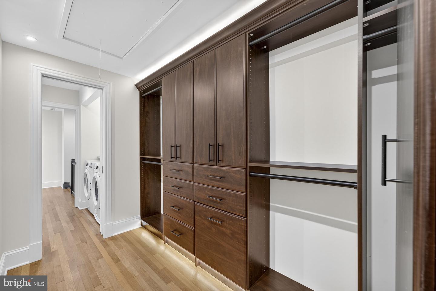 2338 39TH ST NW, WASHINGTON, District Of Columbia 20007, 4 Bedrooms Bedrooms, ,3 BathroomsBathrooms,Residential,For sale,2338 39TH ST NW,DCDC2224196 MLS # DCDC2224196