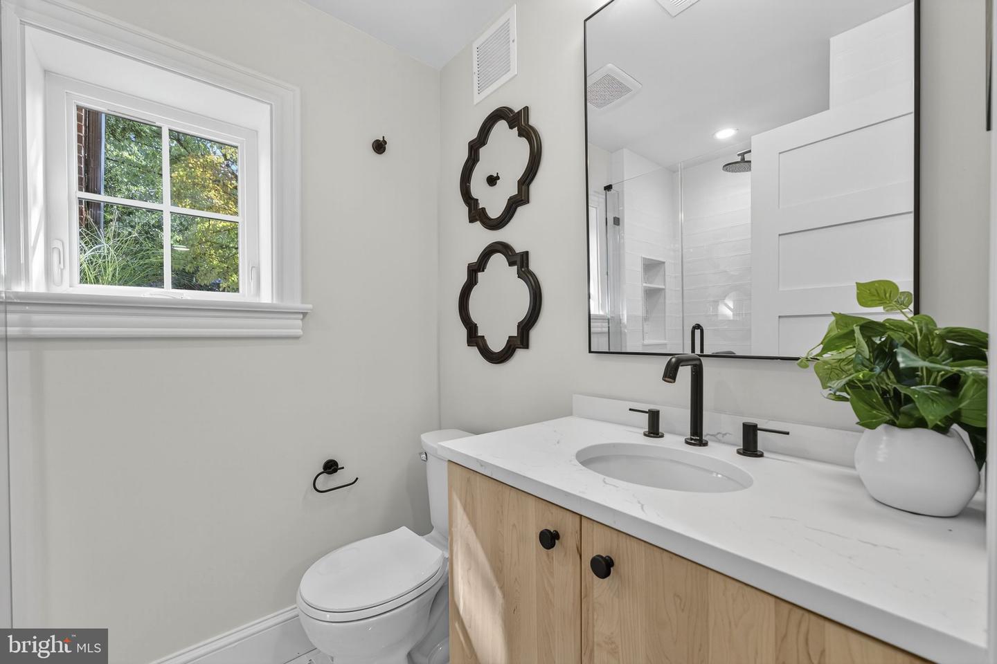 2338 39TH ST NW, WASHINGTON, District Of Columbia 20007, 4 Bedrooms Bedrooms, ,3 BathroomsBathrooms,Residential,For sale,2338 39TH ST NW,DCDC2224196 MLS # DCDC2224196