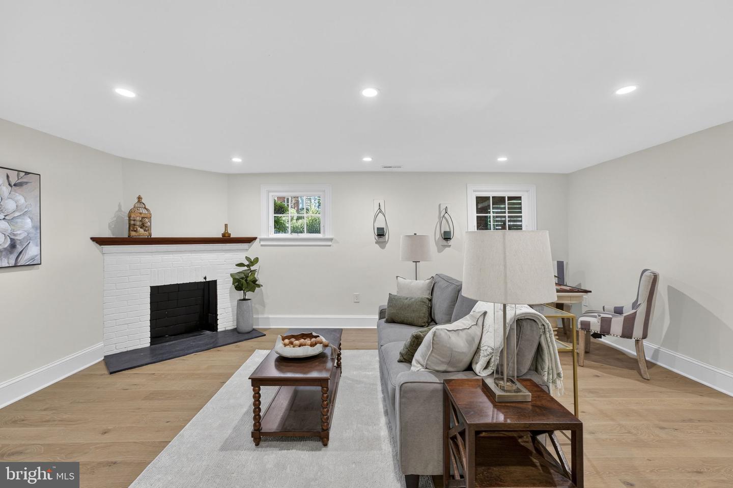 2338 39TH ST NW, WASHINGTON, District Of Columbia 20007, 4 Bedrooms Bedrooms, ,3 BathroomsBathrooms,Residential,For sale,2338 39TH ST NW,DCDC2224196 MLS # DCDC2224196