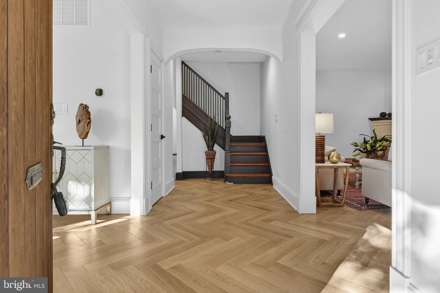 2338 39TH ST NW, WASHINGTON, District Of Columbia 20007, 4 Bedrooms Bedrooms, ,3 BathroomsBathrooms,Residential,For sale,2338 39TH ST NW,DCDC2224196 MLS # DCDC2224196