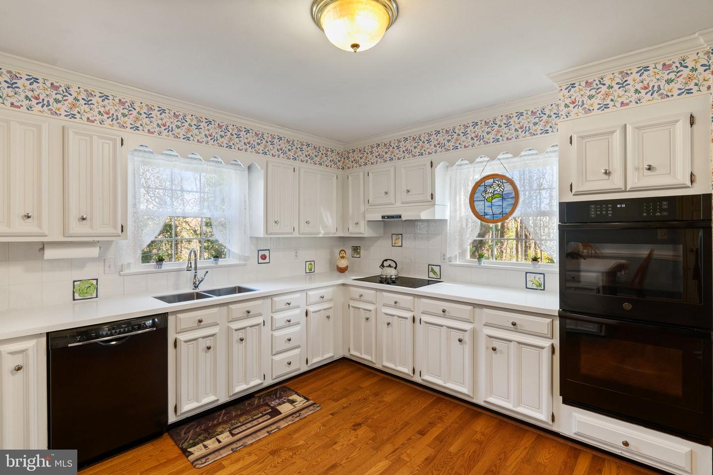 18371 SYDNOR HILL CT, LEESBURG, Virginia 20175, 4 Bedrooms Bedrooms, ,2 BathroomsBathrooms,Residential,For sale,18371 SYDNOR HILL CT,VALO2108180 MLS # VALO2108180
