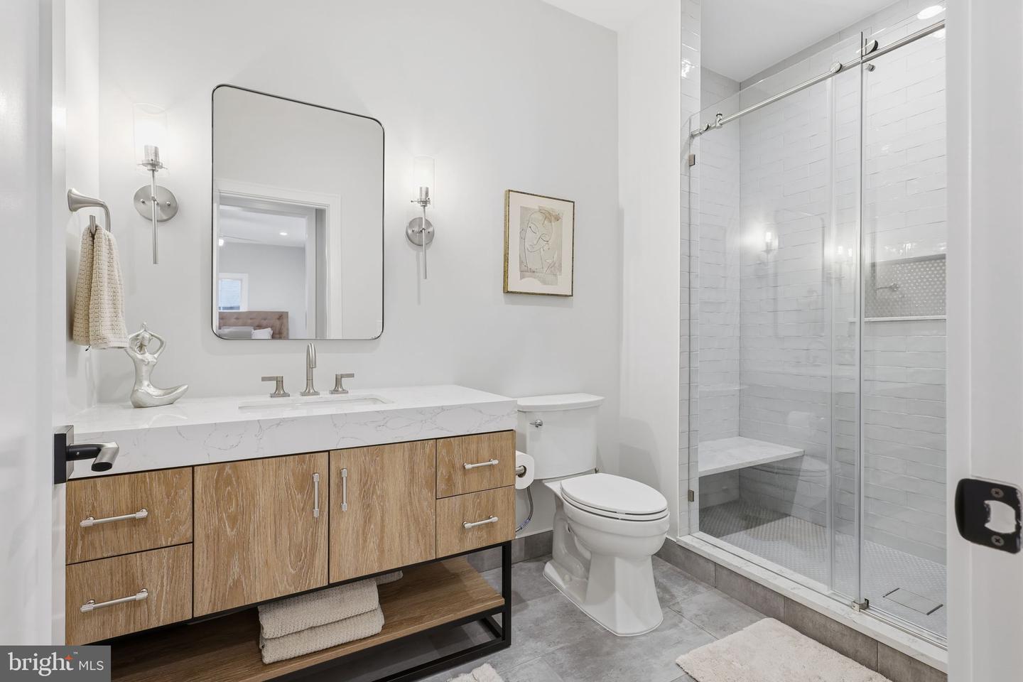 7000 HECTOR RD, MCLEAN, Virginia 22101, 6 Bedrooms Bedrooms, ,6 BathroomsBathrooms,Residential,For sale,7000 HECTOR RD,VAFX2272638 MLS # VAFX2272638