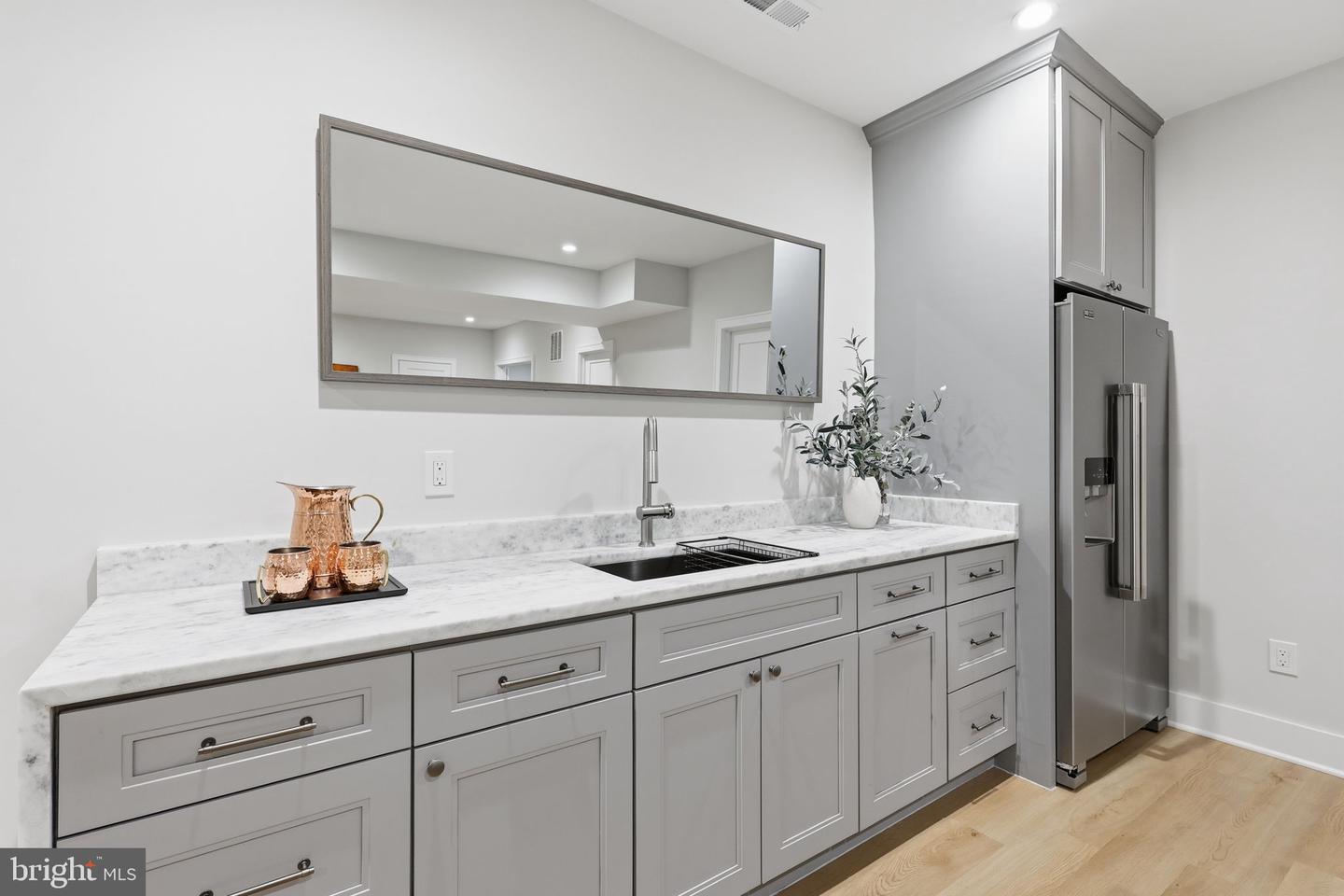 7000 HECTOR RD, MCLEAN, Virginia 22101, 6 Bedrooms Bedrooms, ,6 BathroomsBathrooms,Residential,For sale,7000 HECTOR RD,VAFX2272638 MLS # VAFX2272638