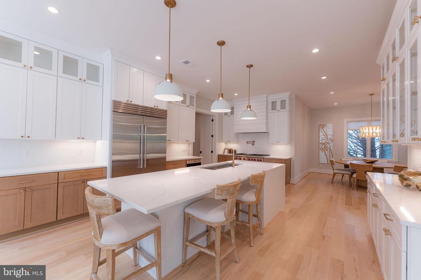 7000 HECTOR RD, MCLEAN, Virginia 22101, 6 Bedrooms Bedrooms, ,6 BathroomsBathrooms,Residential,For sale,7000 HECTOR RD,VAFX2272638 MLS # VAFX2272638