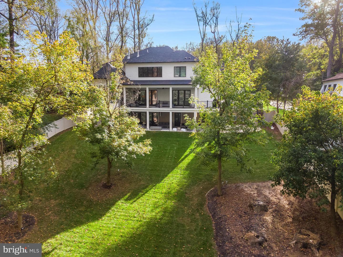 7002 RIVER OAKS DR, MCLEAN, Virginia 22101, 6 Bedrooms Bedrooms, ,6 BathroomsBathrooms,Residential,For sale,7002 RIVER OAKS DR,VAFX2272640 MLS # VAFX2272640