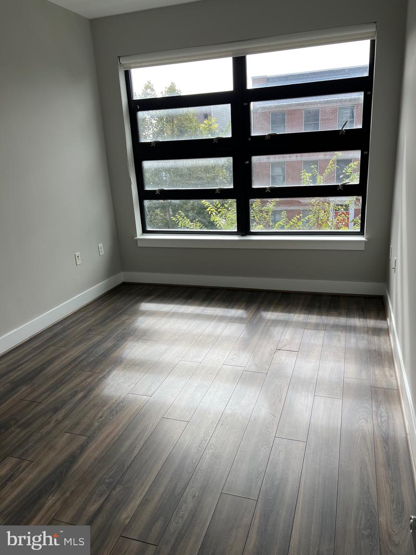 1111 ORREN ST NE #302, WASHINGTON, District Of Columbia 20002, 1 Bedroom Bedrooms, ,1 BathroomBathrooms,Residential,For sale,1111 ORREN ST NE #302,DCDC2225624 MLS # DCDC2225624