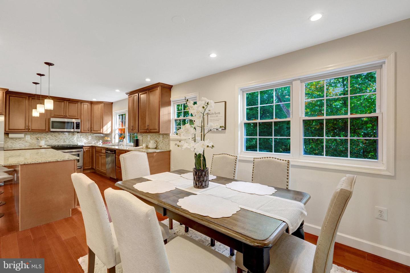 1827 POST OAK TRL, RESTON, Virginia 20191, 5 Bedrooms Bedrooms, ,3 BathroomsBathrooms,Residential,For sale,1827 POST OAK TRL,VAFX2272944 MLS # VAFX2272944