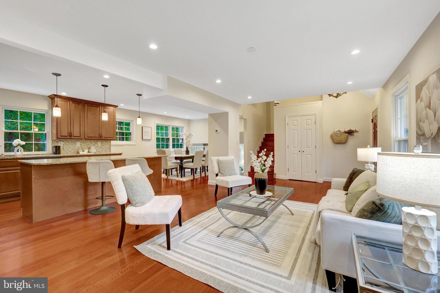 1827 POST OAK TRL, RESTON, Virginia 20191, 5 Bedrooms Bedrooms, ,3 BathroomsBathrooms,Residential,For sale,1827 POST OAK TRL,VAFX2272944 MLS # VAFX2272944