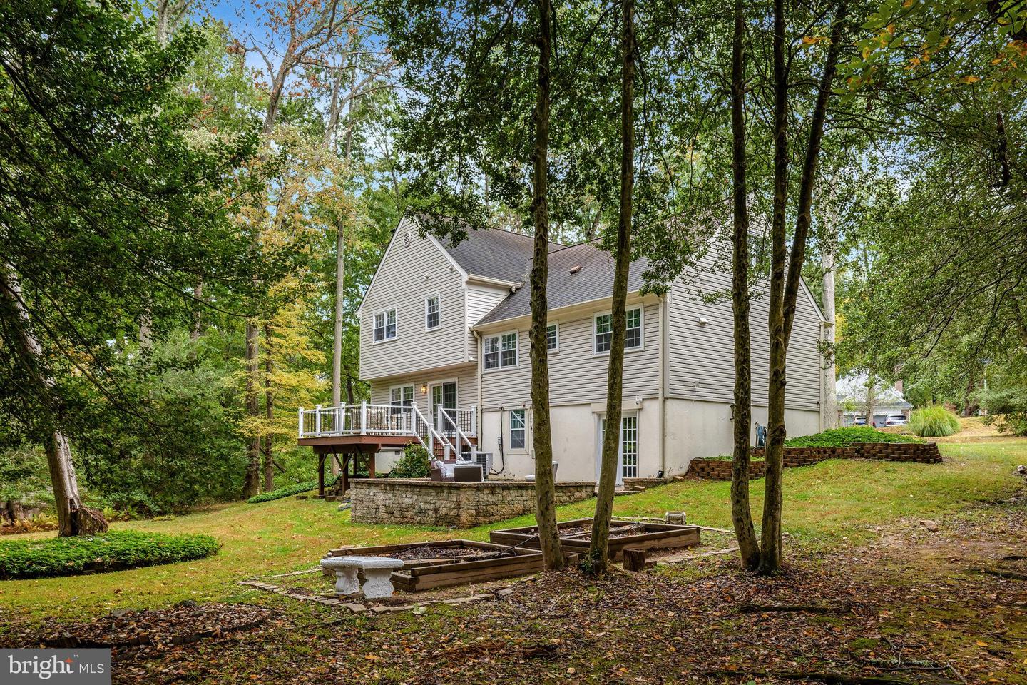 1827 POST OAK TRL, RESTON, Virginia 20191, 5 Bedrooms Bedrooms, ,3 BathroomsBathrooms,Residential,For sale,1827 POST OAK TRL,VAFX2272944 MLS # VAFX2272944