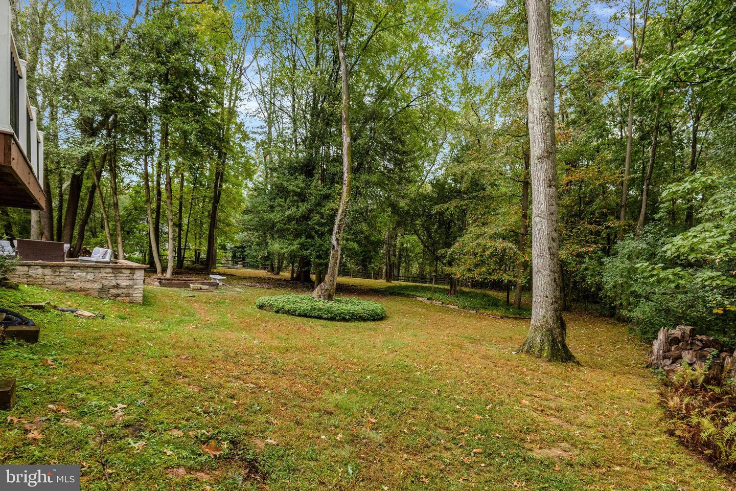 1827 POST OAK TRL, RESTON, Virginia 20191, 5 Bedrooms Bedrooms, ,3 BathroomsBathrooms,Residential,For sale,1827 POST OAK TRL,VAFX2272944 MLS # VAFX2272944