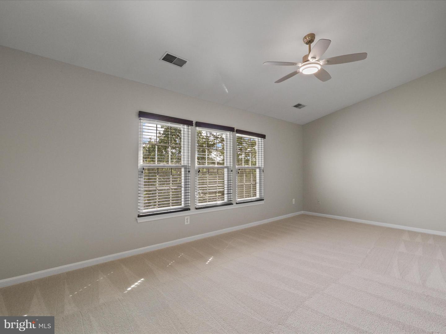 18788 TRIDENT SQ, LEESBURG, Virginia 20176, 3 Bedrooms Bedrooms, ,2 BathroomsBathrooms,Residential,For sale,18788 TRIDENT SQ,VALO2108510 MLS # VALO2108510