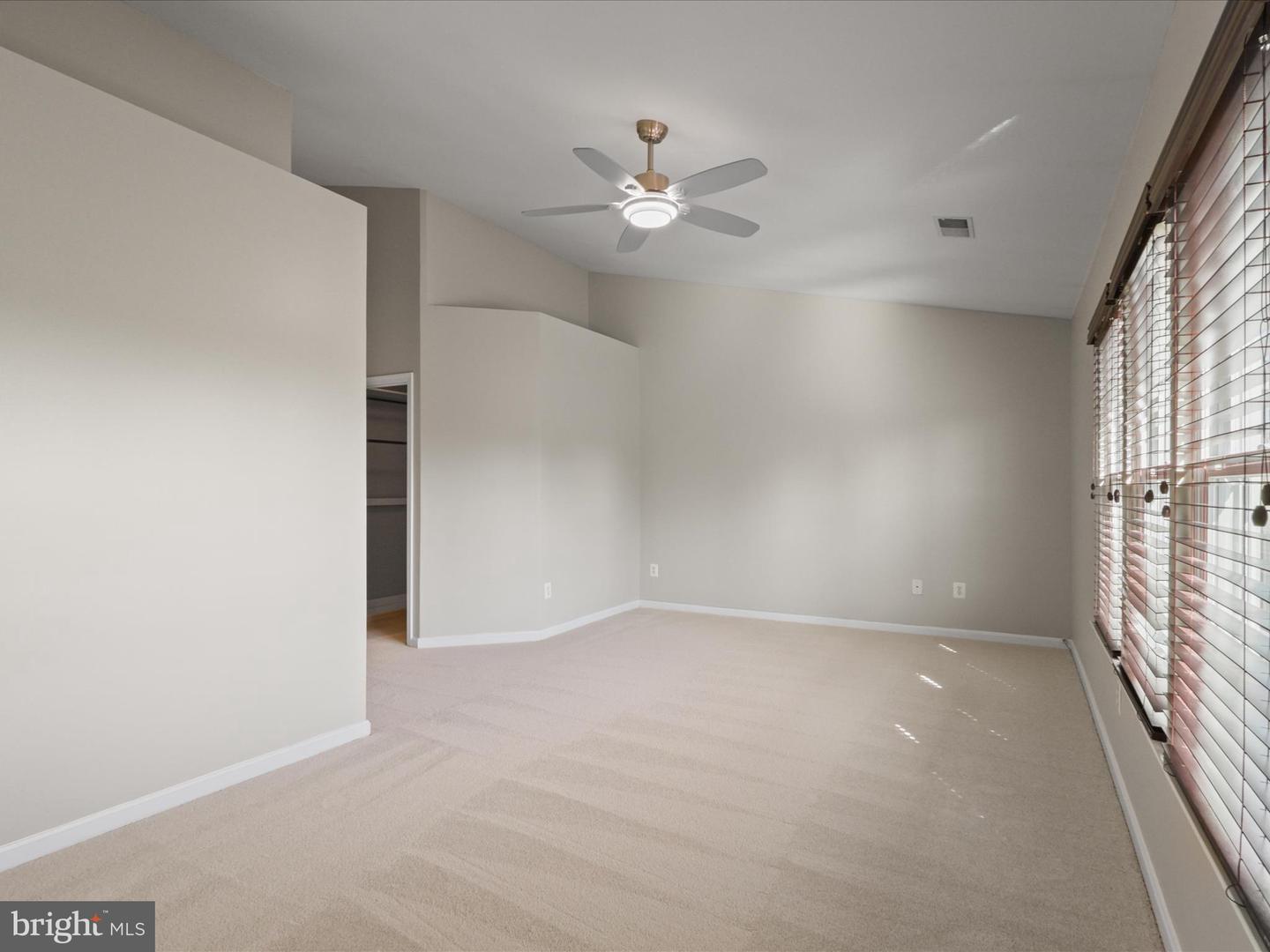 18788 TRIDENT SQ, LEESBURG, Virginia 20176, 3 Bedrooms Bedrooms, ,2 BathroomsBathrooms,Residential,For sale,18788 TRIDENT SQ,VALO2108510 MLS # VALO2108510