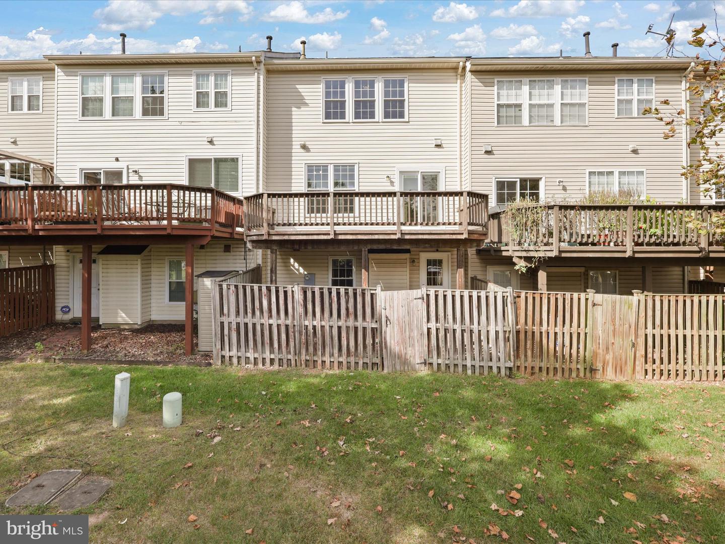 18788 TRIDENT SQ, LEESBURG, Virginia 20176, 3 Bedrooms Bedrooms, ,2 BathroomsBathrooms,Residential,For sale,18788 TRIDENT SQ,VALO2108510 MLS # VALO2108510