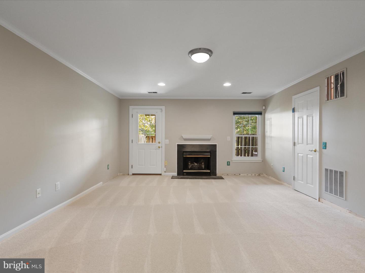 18788 TRIDENT SQ, LEESBURG, Virginia 20176, 3 Bedrooms Bedrooms, ,2 BathroomsBathrooms,Residential,For sale,18788 TRIDENT SQ,VALO2108510 MLS # VALO2108510