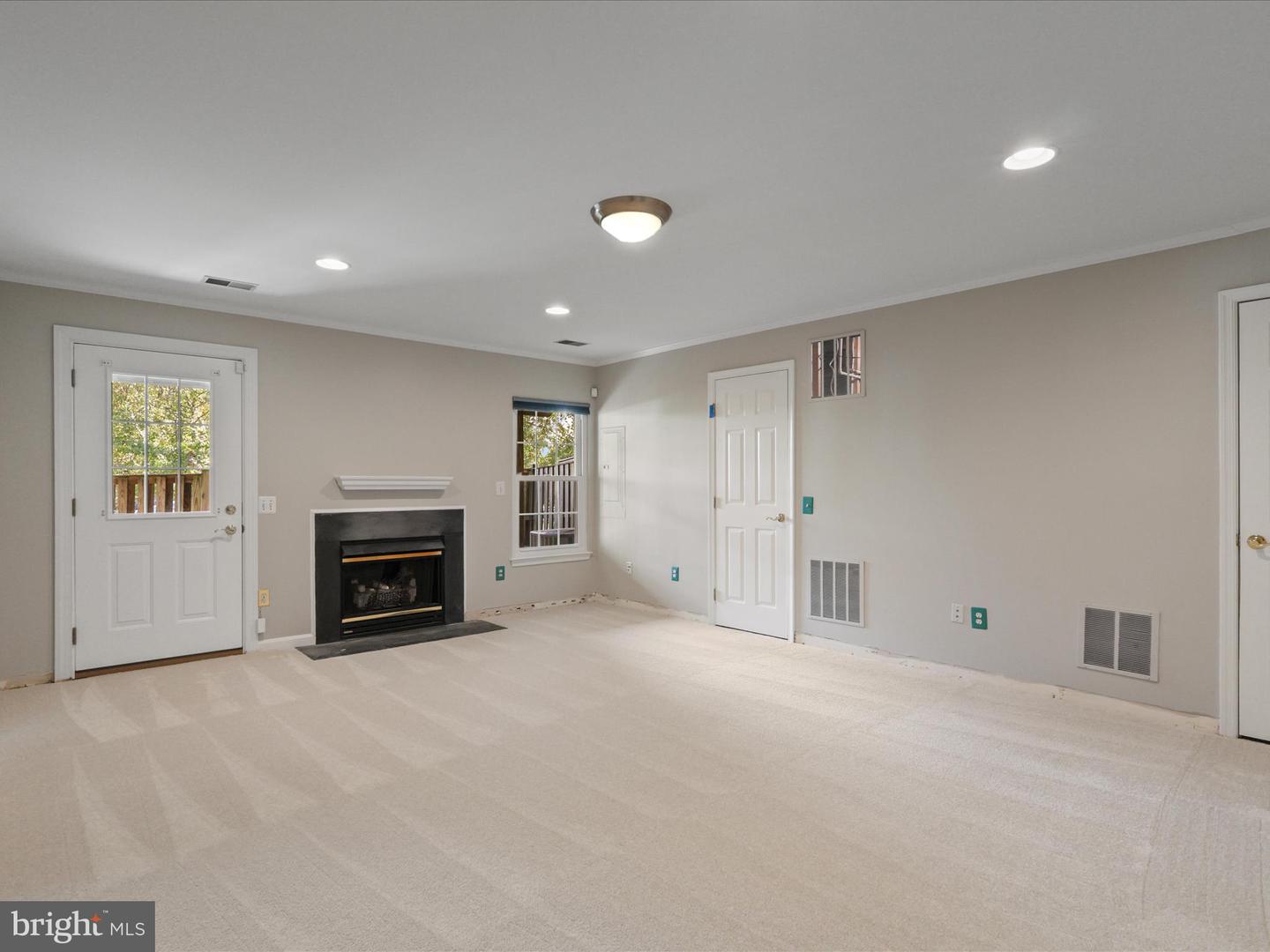 18788 TRIDENT SQ, LEESBURG, Virginia 20176, 3 Bedrooms Bedrooms, ,2 BathroomsBathrooms,Residential,For sale,18788 TRIDENT SQ,VALO2108510 MLS # VALO2108510