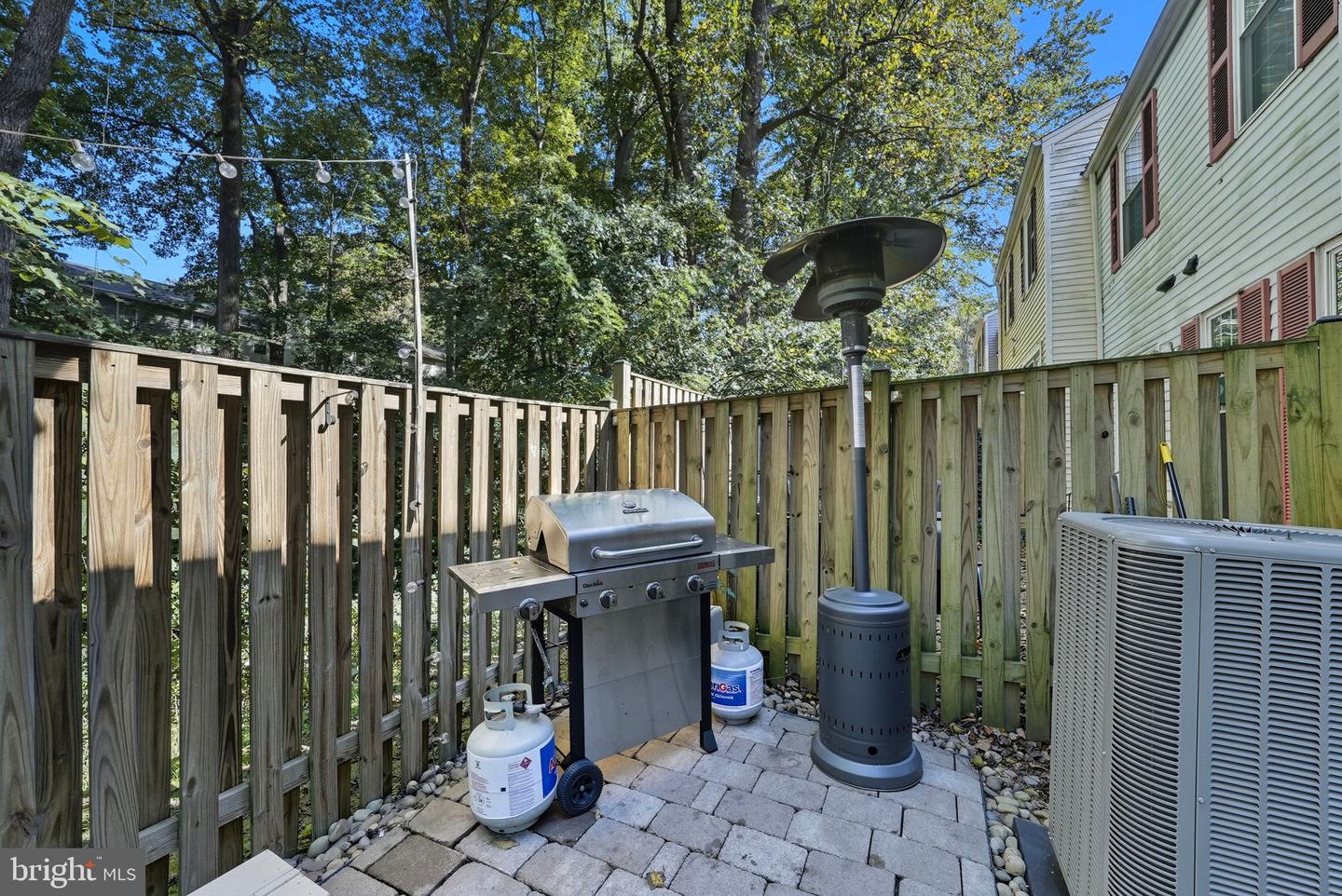 5809 WOOD POPPY CT, BURKE, Virginia 22015, 3 Bedrooms Bedrooms, ,2 BathroomsBathrooms,Residential,For sale,5809 WOOD POPPY CT,VAFX2273454 MLS # VAFX2273454