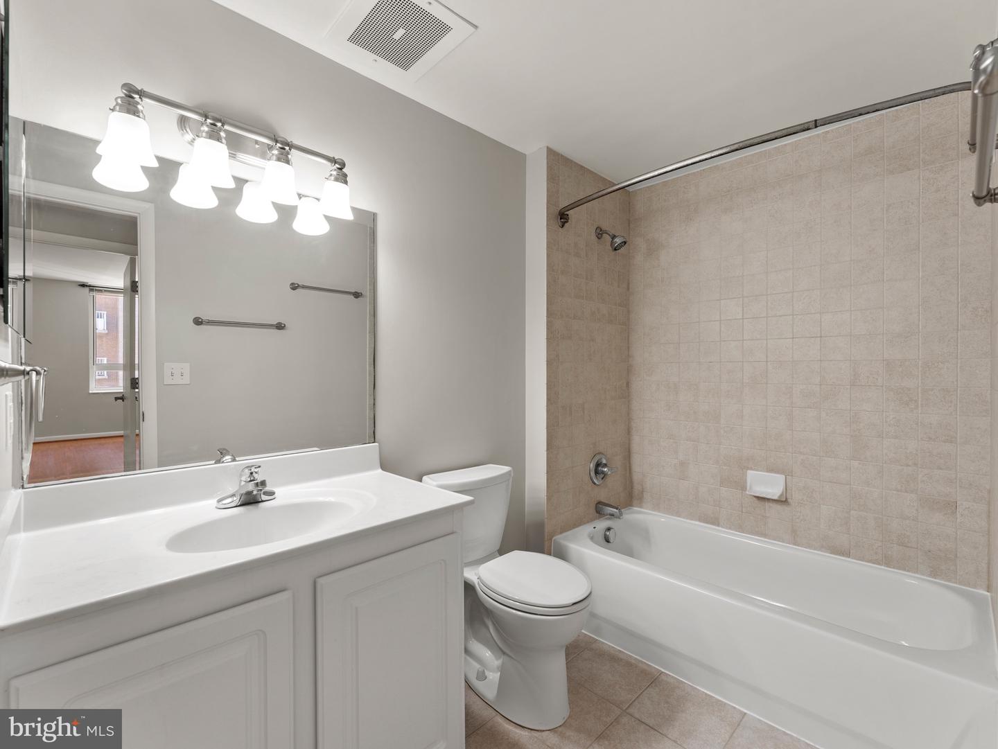 350 G ST SW #N310, WASHINGTON, District Of Columbia 20024, 2 Bedrooms Bedrooms, ,1 BathroomBathrooms,Residential,For sale,350 G ST SW #N310,DCDC2226310 MLS # DCDC2226310