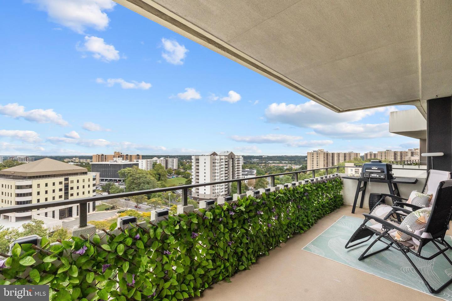 6301 STEVENSON AVE #1517 AND 1515, ALEXANDRIA, Virginia 22304, 4 Bedrooms Bedrooms, ,3 BathroomsBathrooms,Residential,For sale,6301 STEVENSON AVE #1517 AND 1515,VAAX2050686 MLS # VAAX2050686