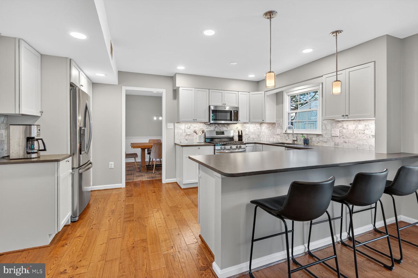2607 WASHINGTON BLVD, ARLINGTON, Virginia 22201, 3 Bedrooms Bedrooms, ,2 BathroomsBathrooms,Residential,For sale,2607 WASHINGTON BLVD,VAAR2064764 MLS # VAAR2064764