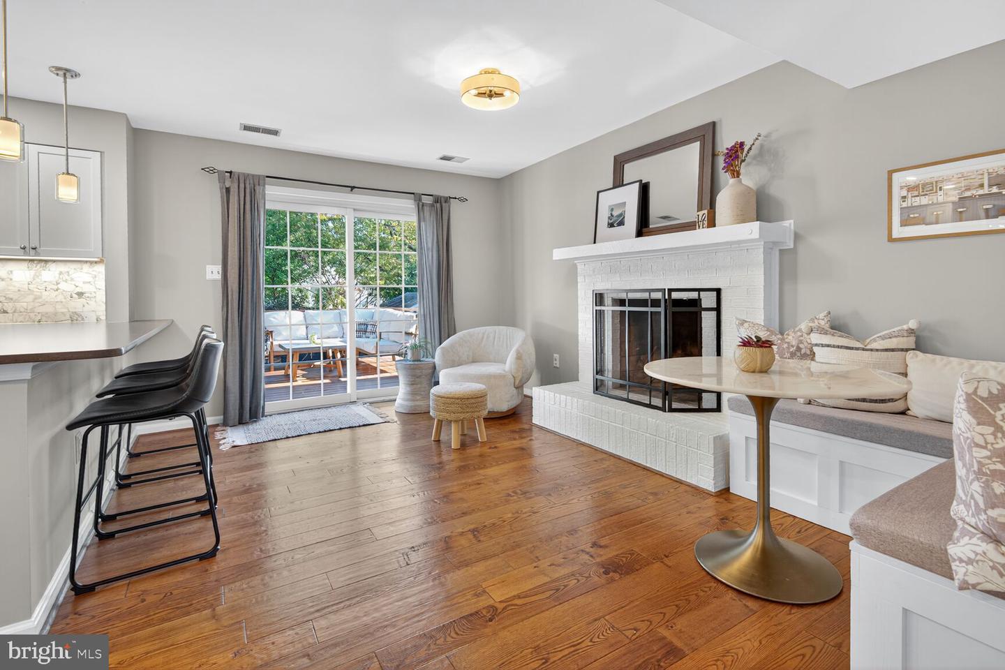 2607 WASHINGTON BLVD, ARLINGTON, Virginia 22201, 3 Bedrooms Bedrooms, ,2 BathroomsBathrooms,Residential,For sale,2607 WASHINGTON BLVD,VAAR2064764 MLS # VAAR2064764