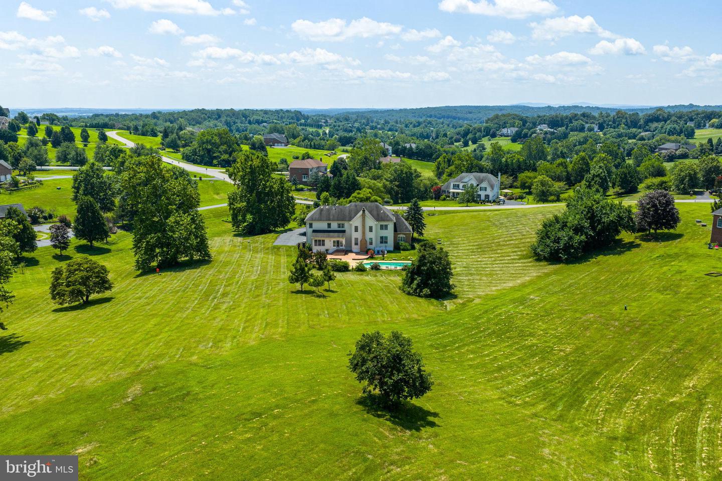 40870 BEECHNUT RD, LEESBURG, Virginia 20175, 4 Bedrooms Bedrooms, ,4 BathroomsBathrooms,Residential,For sale,40870 BEECHNUT RD,VALO2108718 MLS # VALO2108718