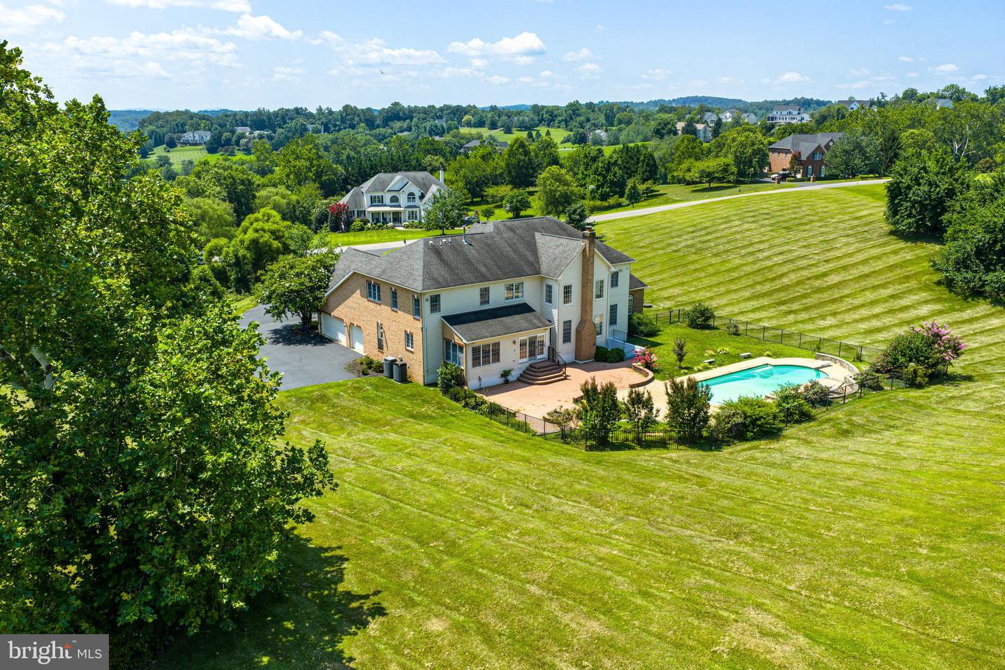 40870 BEECHNUT RD, LEESBURG, Virginia 20175, 4 Bedrooms Bedrooms, ,4 BathroomsBathrooms,Residential,For sale,40870 BEECHNUT RD,VALO2108718 MLS # VALO2108718