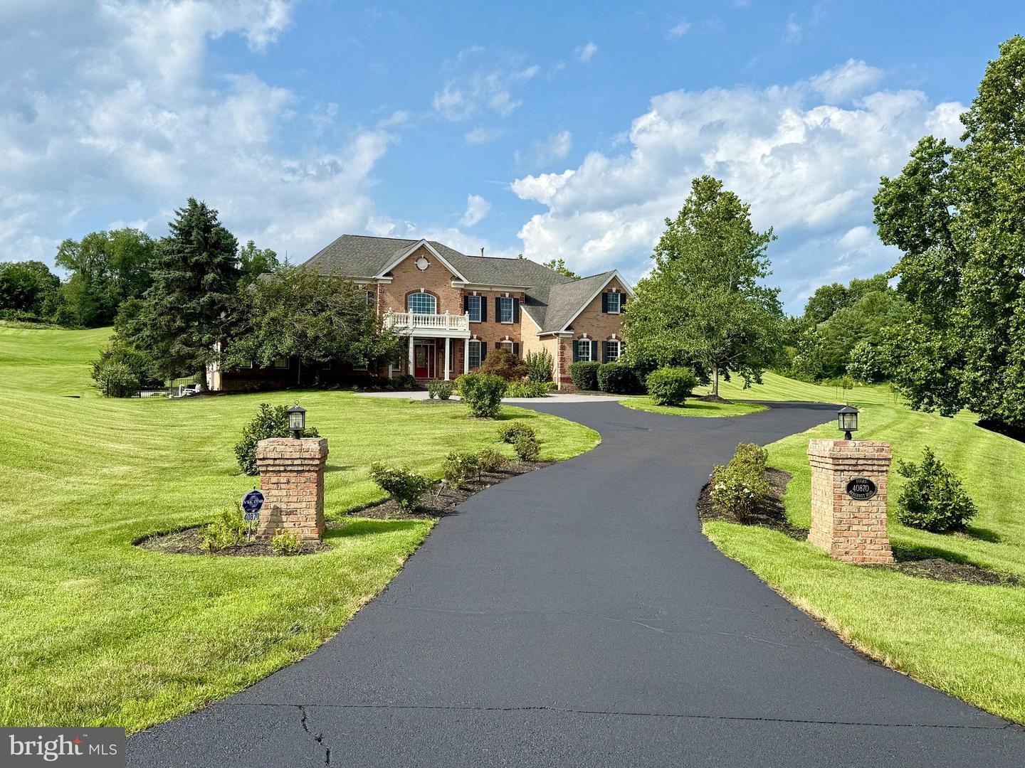 40870 BEECHNUT RD, LEESBURG, Virginia 20175, 4 Bedrooms Bedrooms, ,4 BathroomsBathrooms,Residential,For sale,40870 BEECHNUT RD,VALO2108718 MLS # VALO2108718