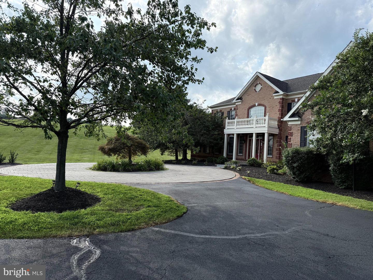 40870 BEECHNUT RD, LEESBURG, Virginia 20175, 4 Bedrooms Bedrooms, ,4 BathroomsBathrooms,Residential,For sale,40870 BEECHNUT RD,VALO2108718 MLS # VALO2108718