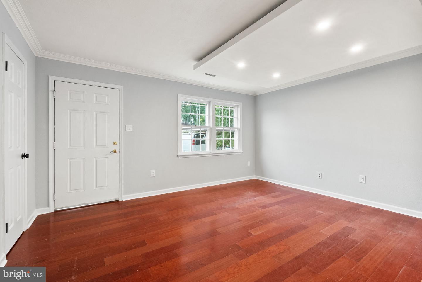 16566 SHERWOOD PL, WOODBRIDGE, Virginia 22191, 3 Bedrooms Bedrooms, ,1 BathroomBathrooms,Residential,For sale,16566 SHERWOOD PL,VAPW2105920 MLS # VAPW2105920