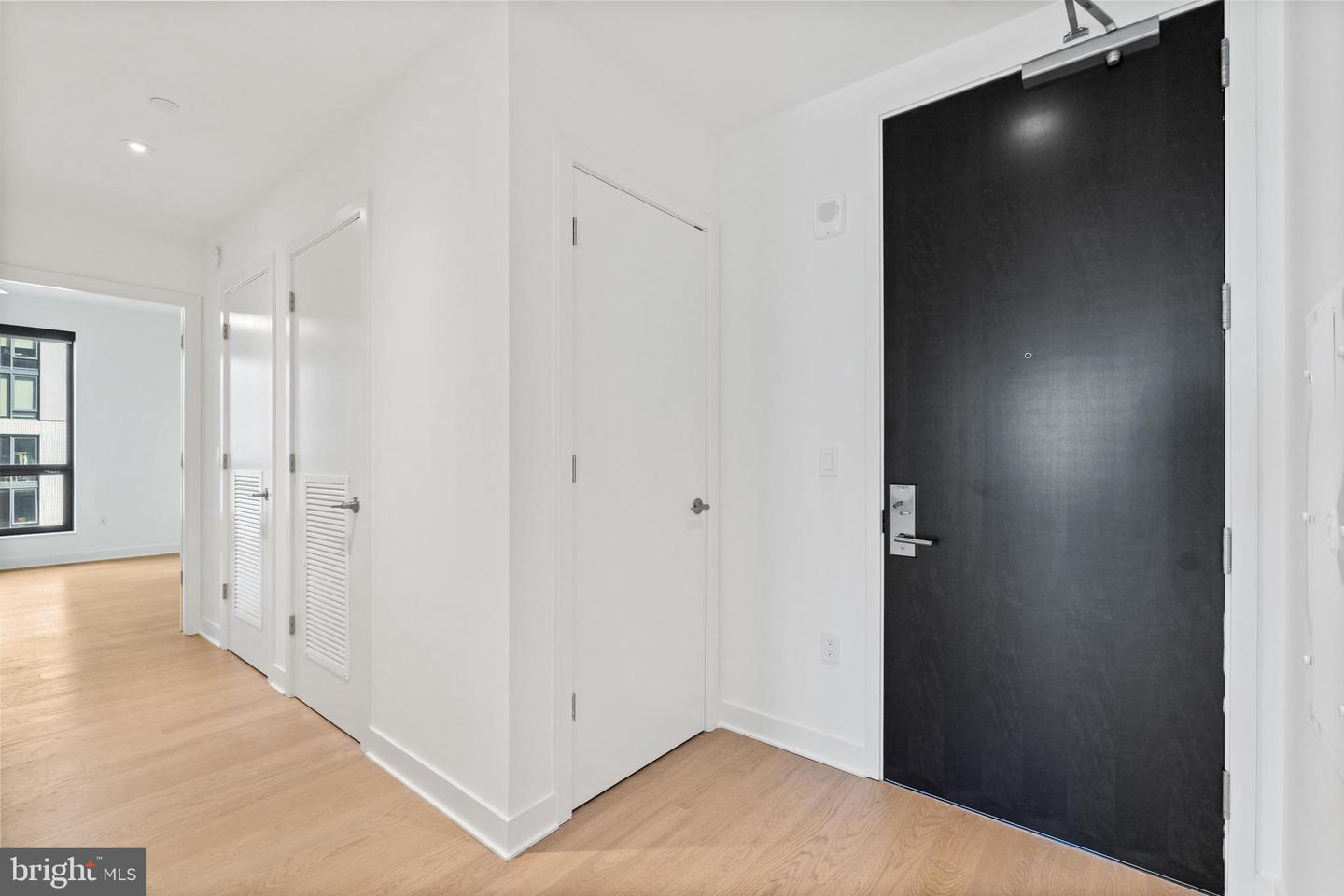1650 SILVER HILL DR #1206, MCLEAN, Virginia 22102, 2 Bedrooms Bedrooms, ,2 BathroomsBathrooms,Residential,For sale,1650 SILVER HILL DR #1206,VAFX2274300 MLS # VAFX2274300